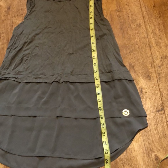 FINAL Michael Kors layered blouse - Picture 6 of 9